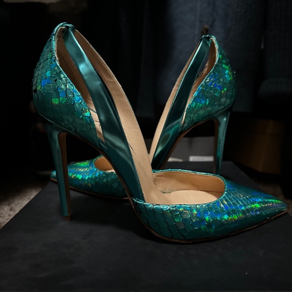 High heels - Picture 11 of 12